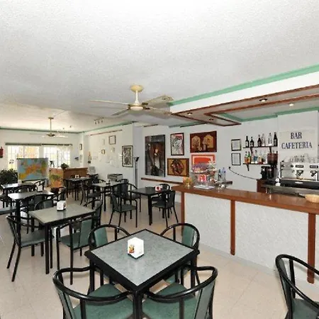 Velilla Гостевой дом 2*