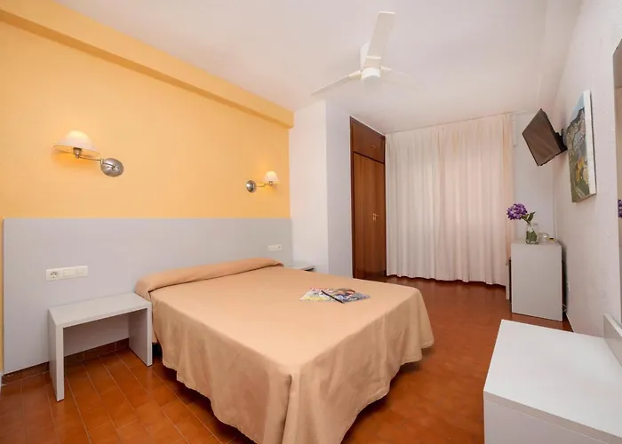 Casa de hóspedes Velilla 2*