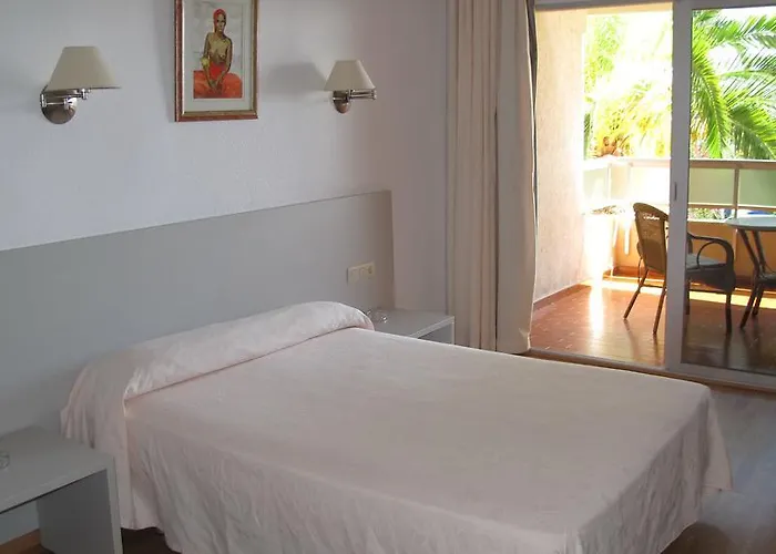 Pensión Velilla Almuñécar